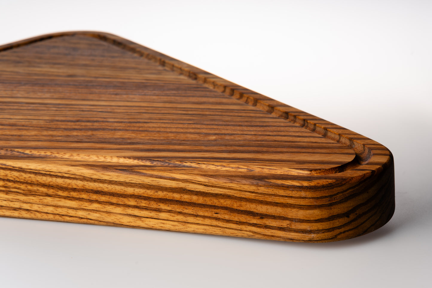 T-bone serveerplank Zebrano